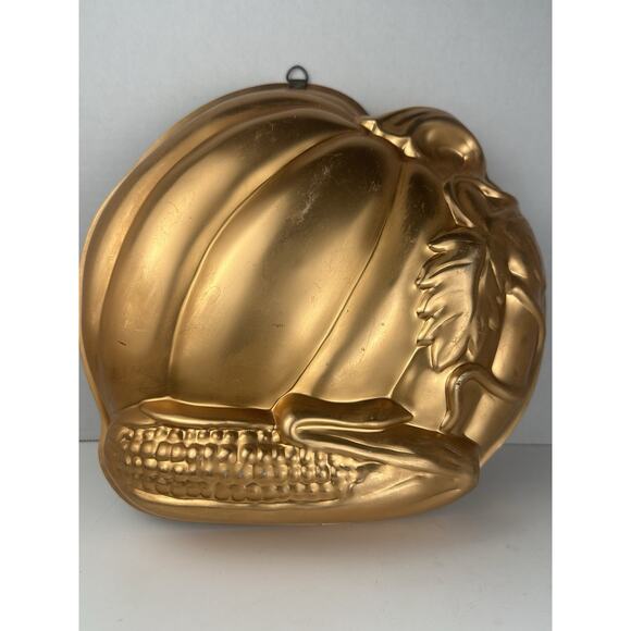 Vintage Copper Pumpkin and Corn Mold Wall Hanging-Cornbread Mold Harvest Autumn - Picture 1 of 2